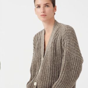 Babaa Chunky Knit Cardigan in Taupe